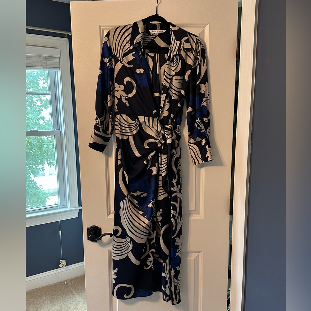 Zara Silk-Effect Blue and White Patterned Wrap Dress
